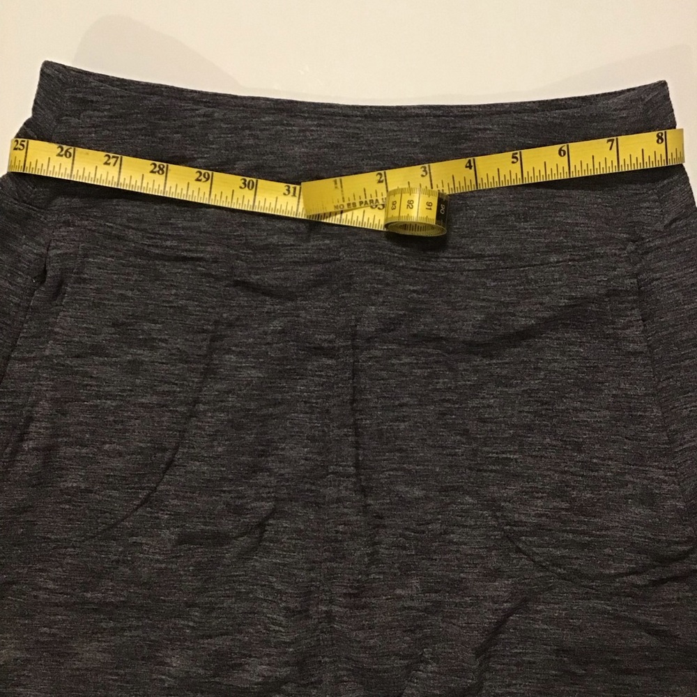 Kuhl Women’s Skort Heather Gray - Picture 3 of 10
